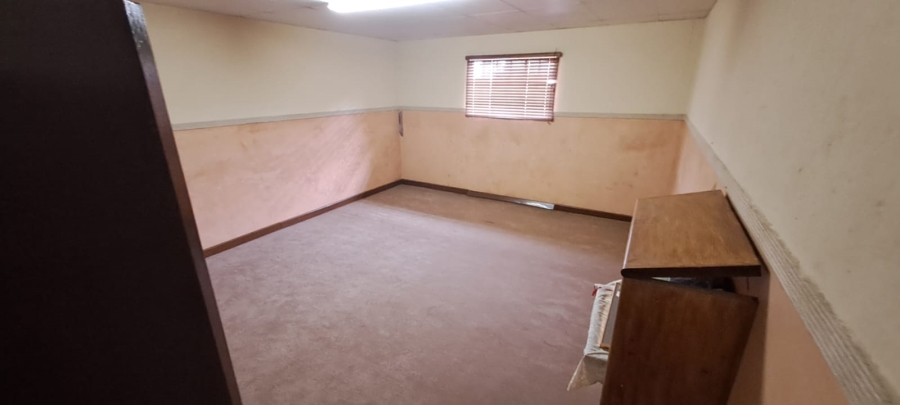 4 Bedroom Property for Sale in Modderfontein A H North West